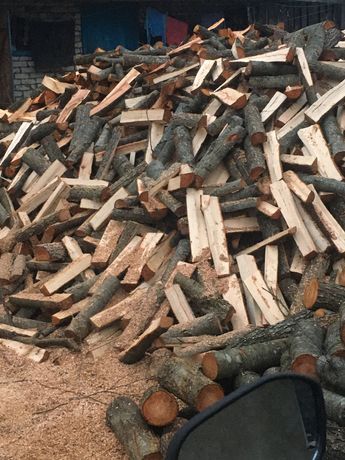 Продам дрова 700 грн метр