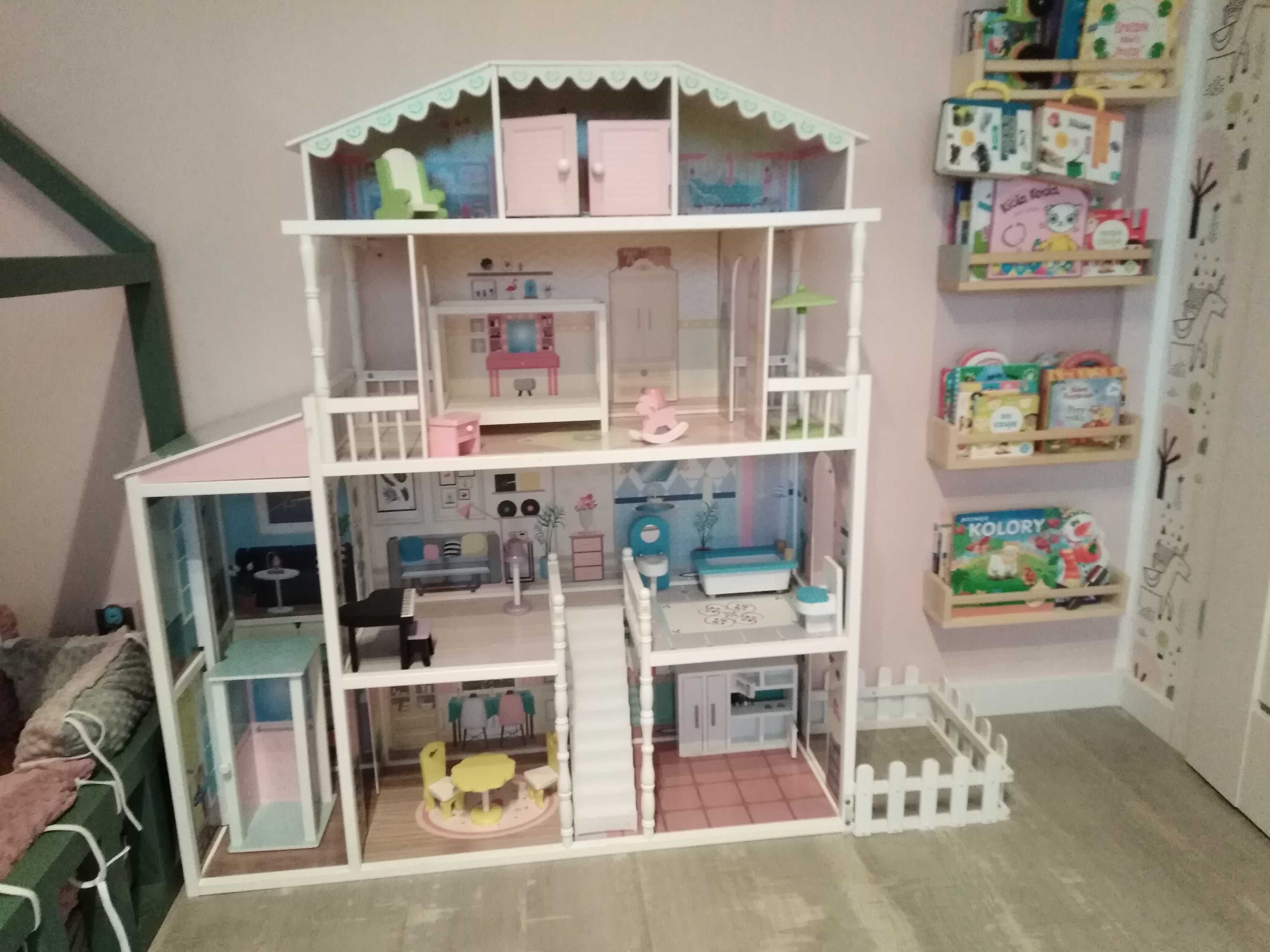 Drewniany domek dla lalek duży