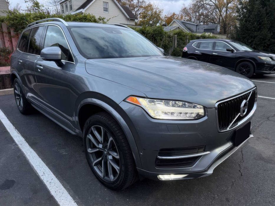 Volvo XC90 T6 Momentum      2018