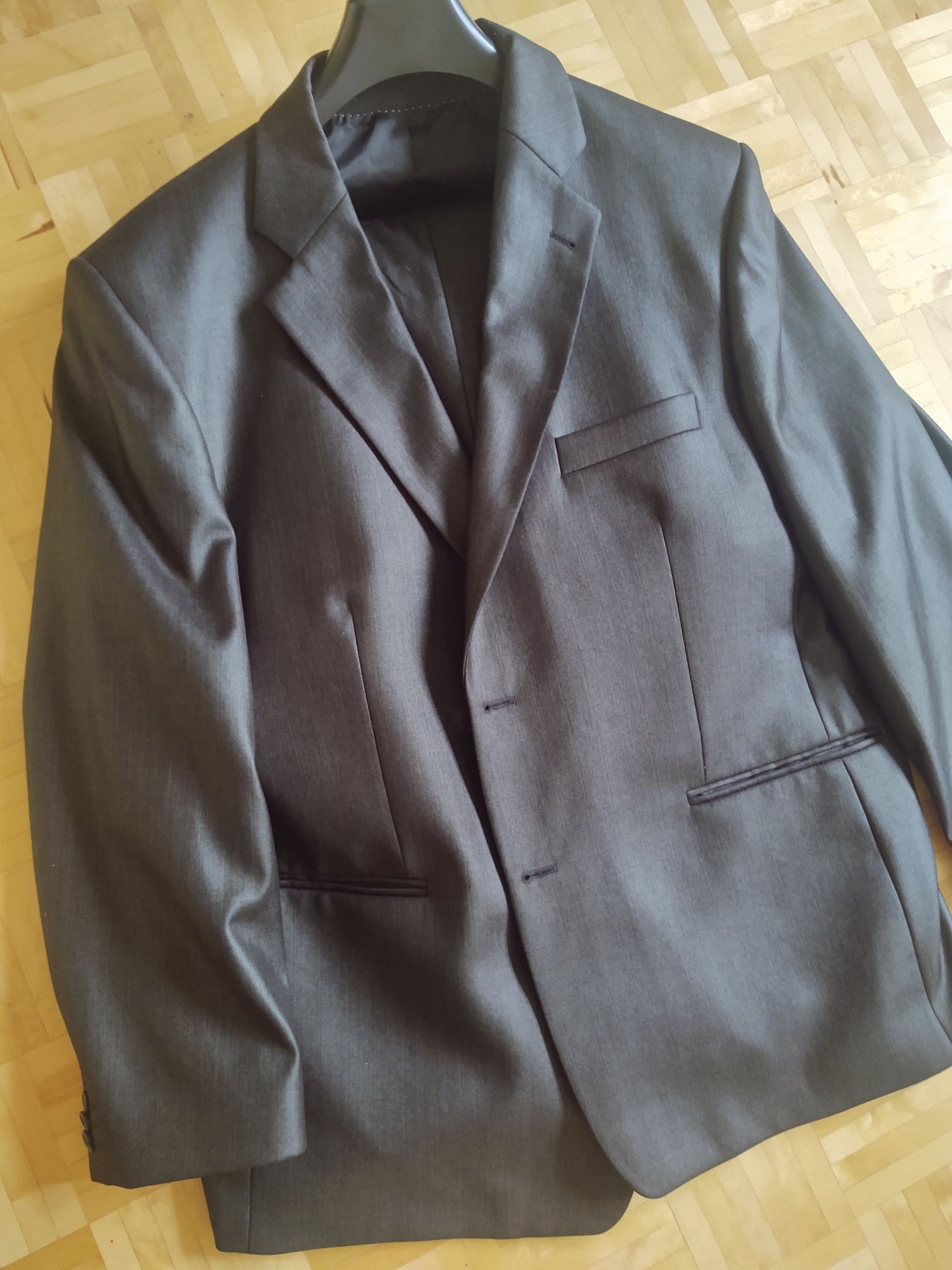 Elegancki garnitur rozm. 58