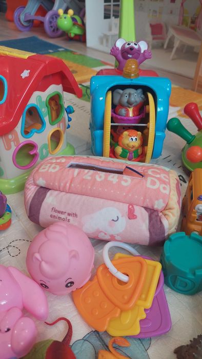 Великий набір іграшок