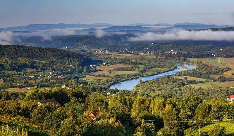 Dom nad rzeką Dunajec z piękną widokową działką Szczepanowice, Tarnów