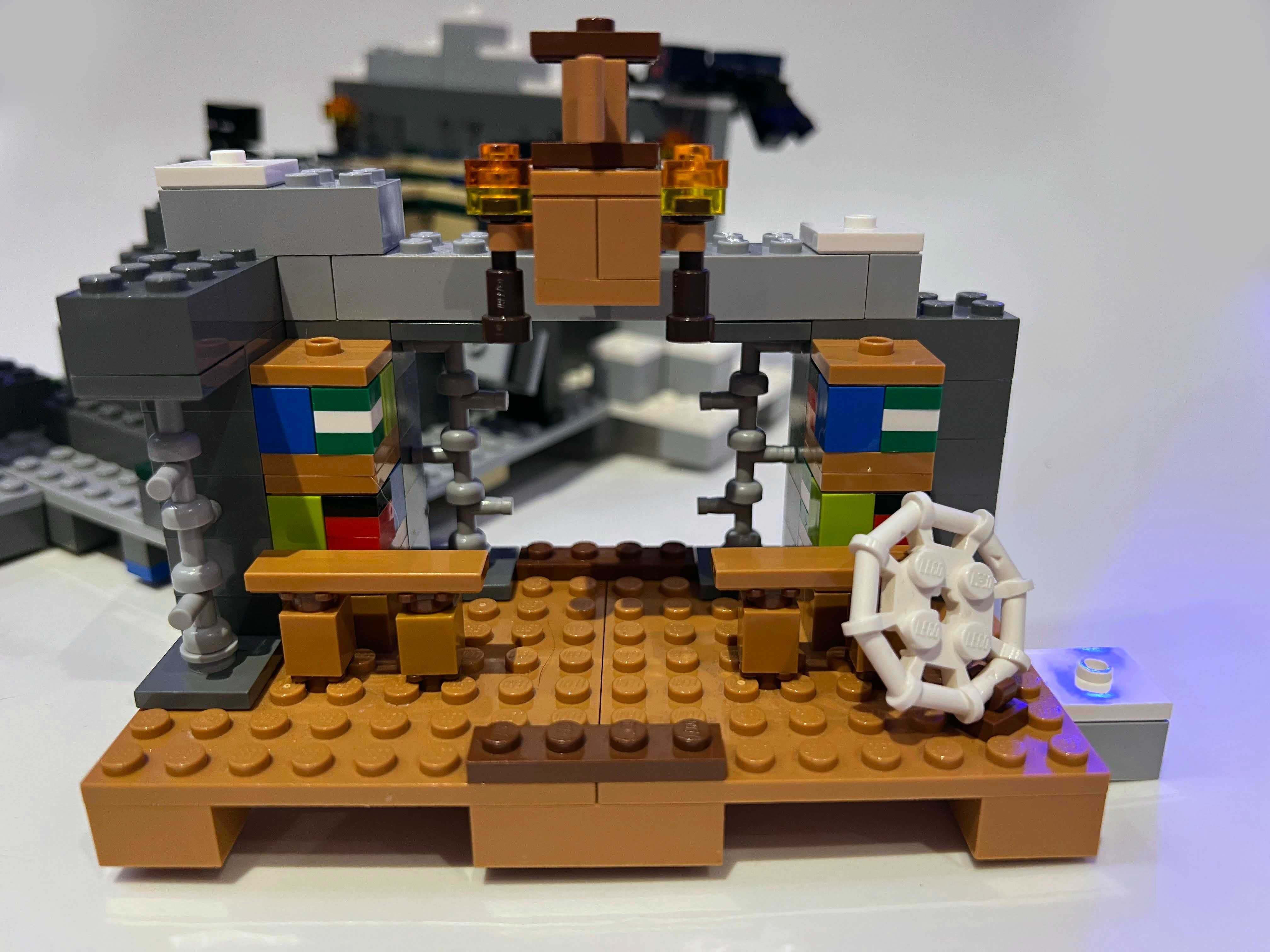 Lego 21124 Minecraft - Portal Kresu - 100%