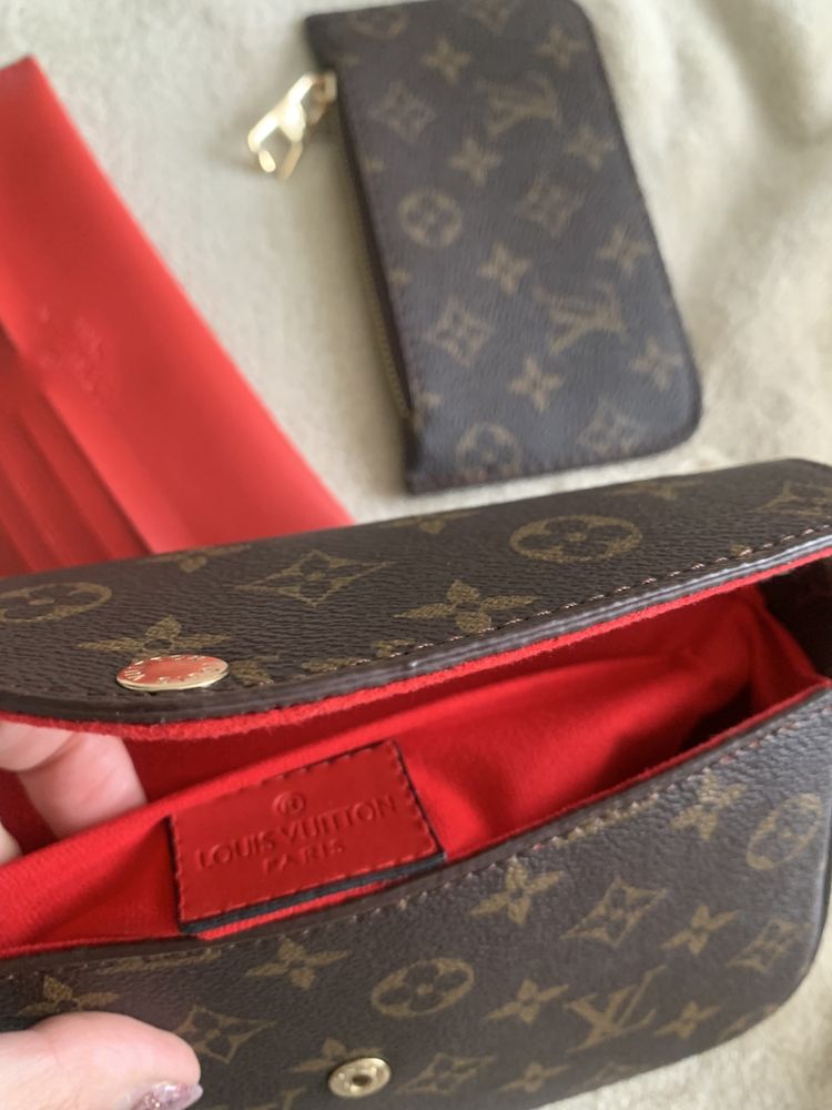 Клатч Louis Vuitton