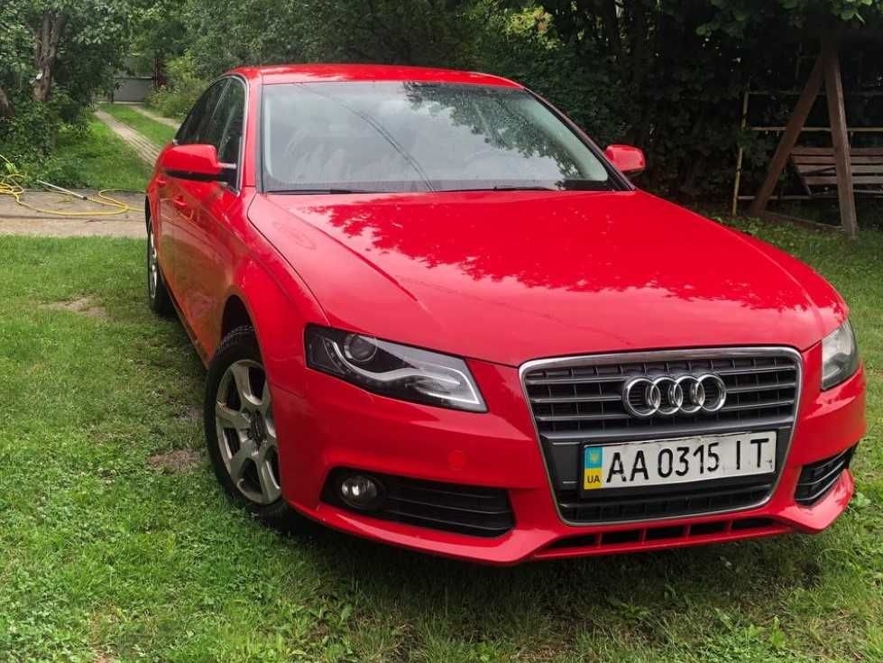 Audi A 4 2009 року