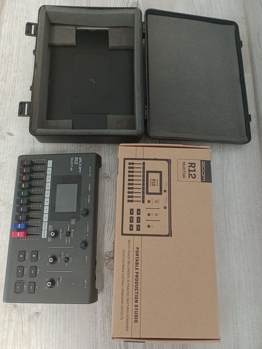 Zoom R12 rejestrator cyfrowy