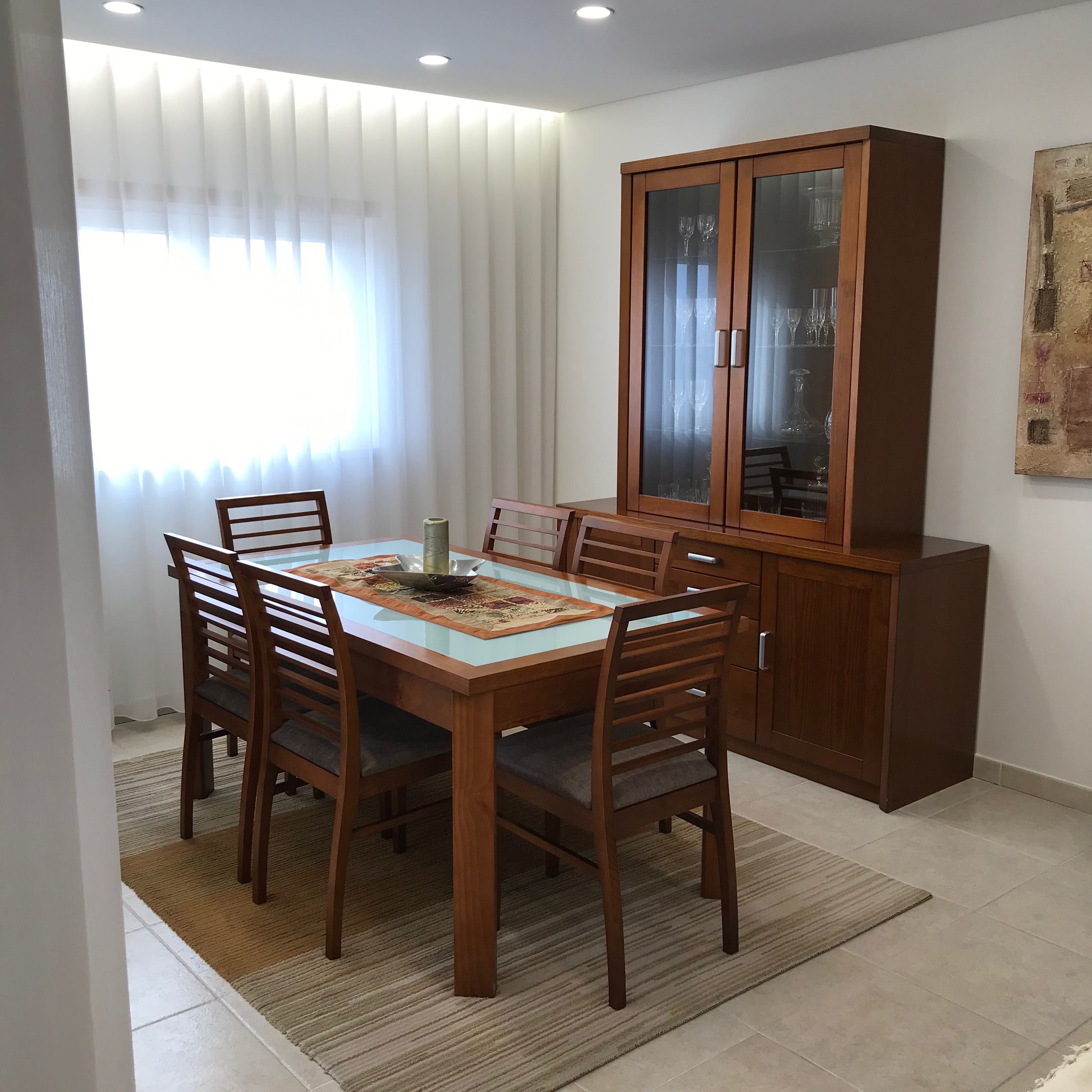 Sala de jantar completa
