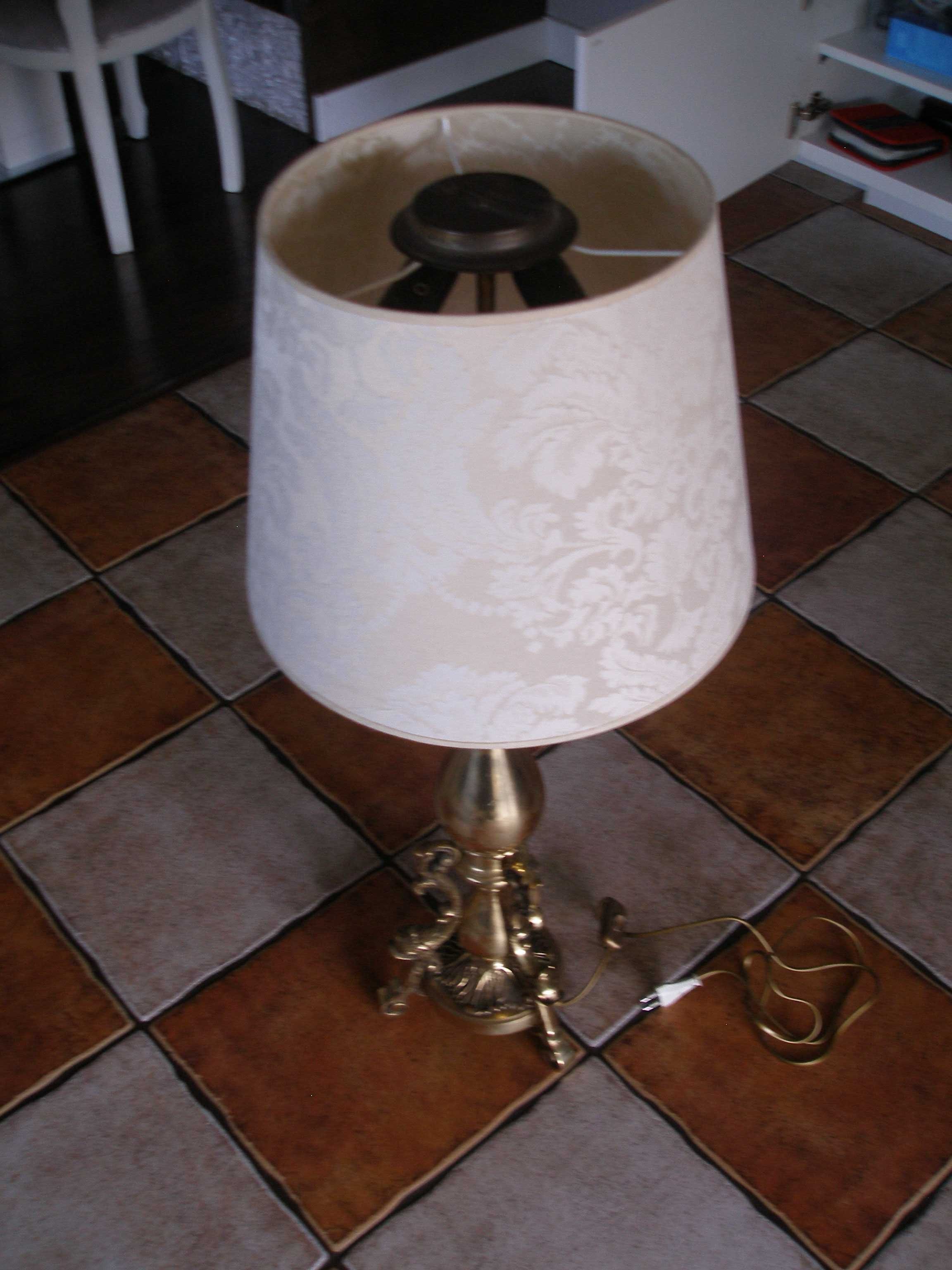 lampa stojaca z abazurem