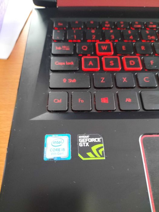 Sprzedam laptopa Acer Nitro 5