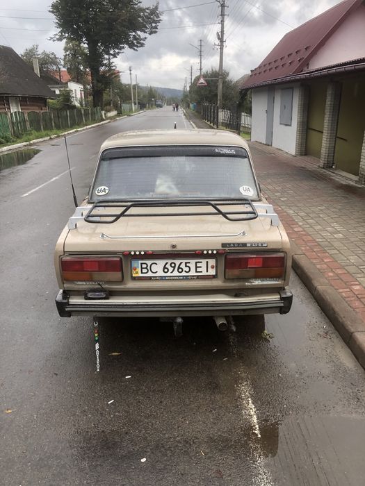 Продам ваз 2105