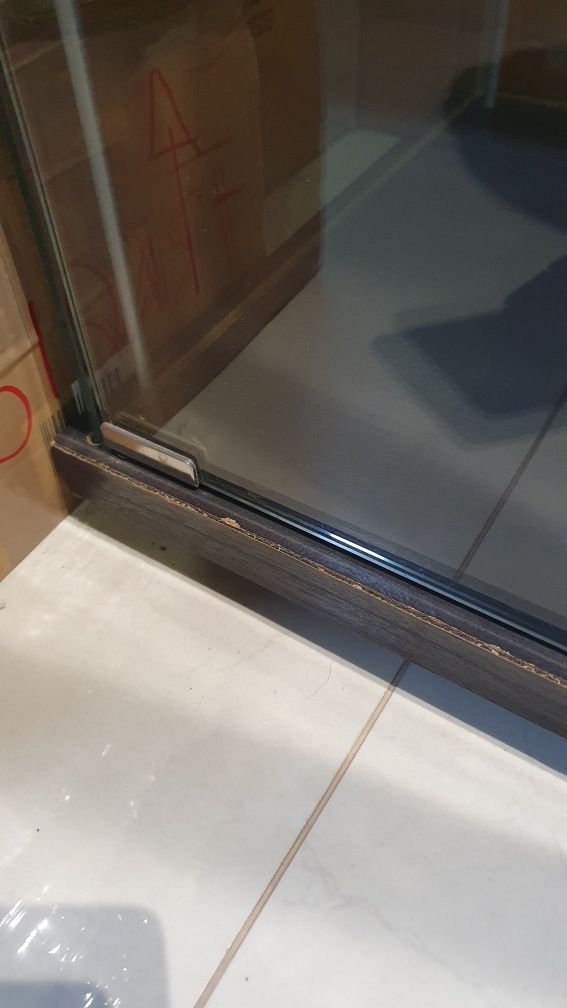 !! Vitrine com 8 prateleiras !! - VENDIDO