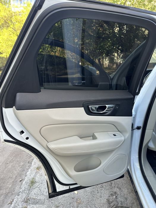 Volvo xc60, t6 320h.p.