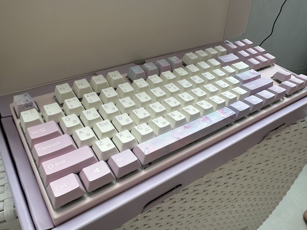 Клавиатура Varmilo VEM87 Dreams On Board 87Key EC V2 Rose,USB-A,EN/UKR