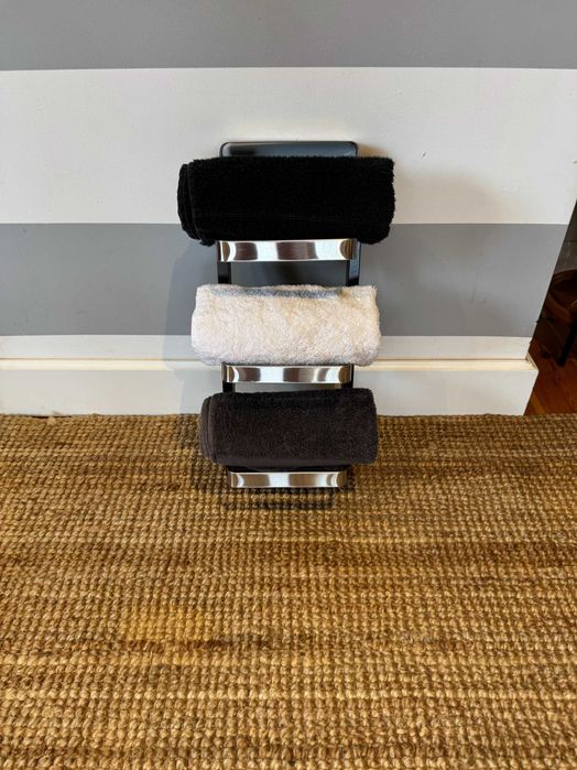 Okazja !!! Półka na ręczniki