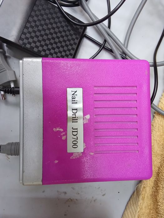 Sprzedam frezarkę do paznokci JD 700 35W