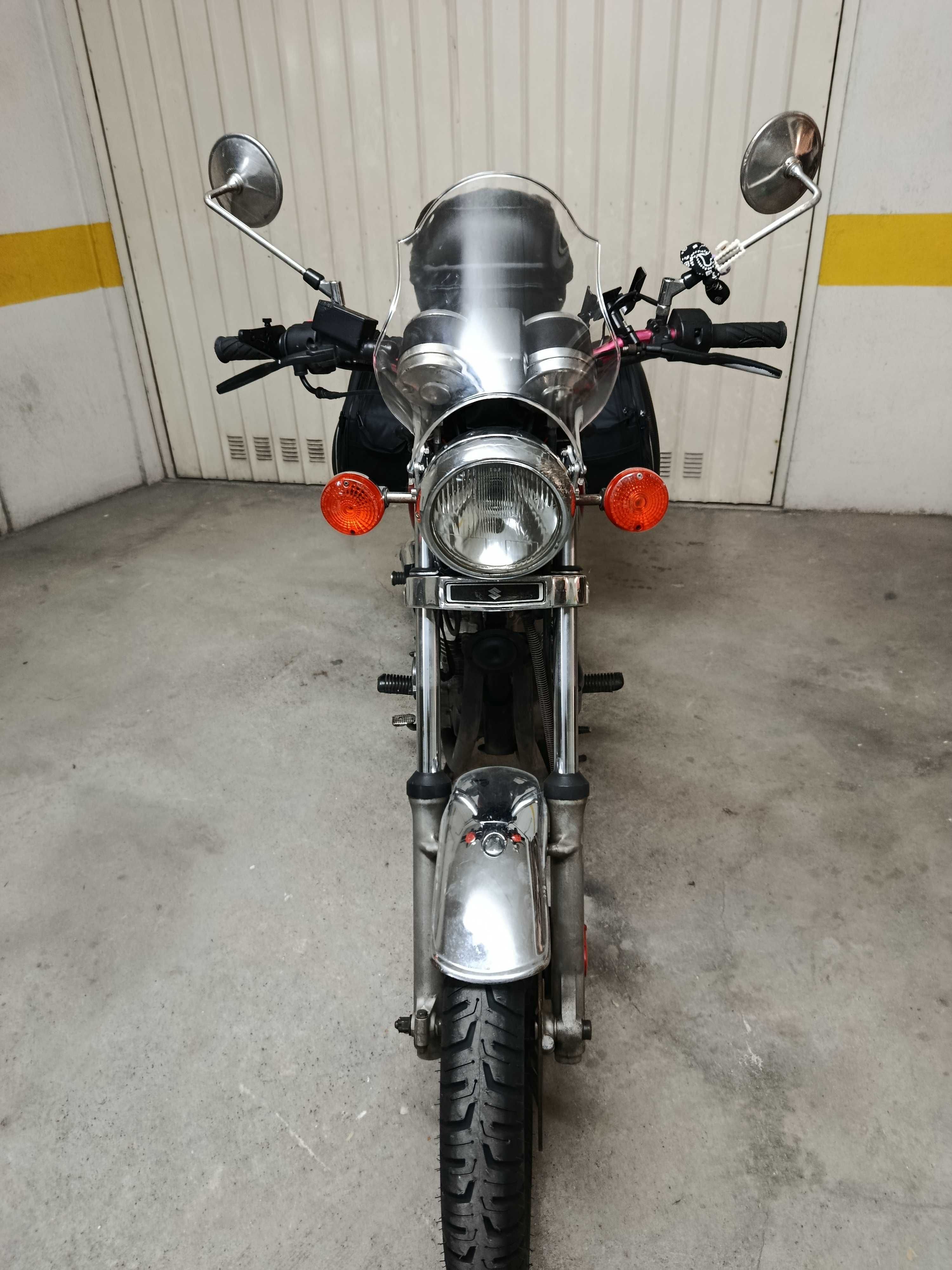 Suzuki GN 250 a trabalhar na perfeição