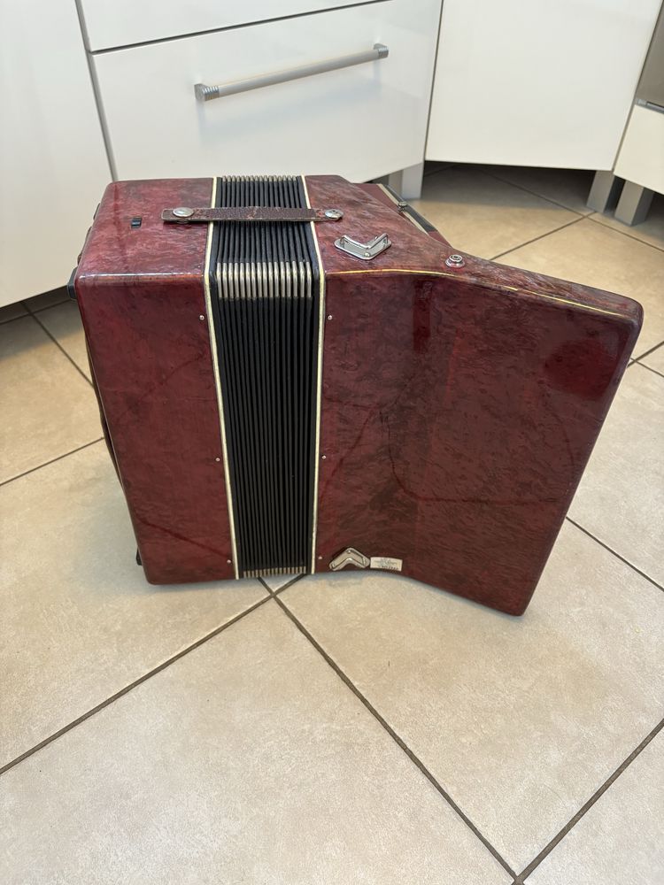Akordeon 60b stan dobry