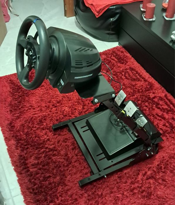 Volante gaming Thrustmaster T300 RS GT edition completo com suporte