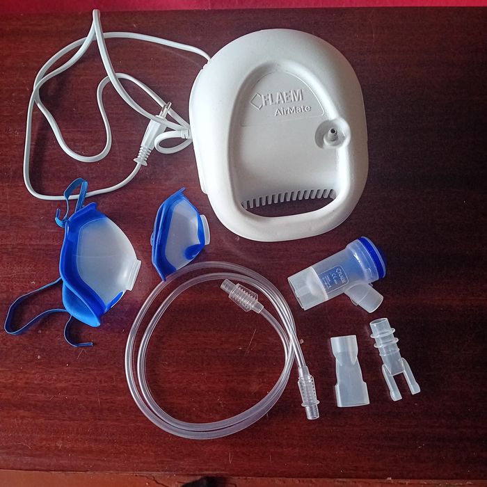 Ингалятор ( небулайзер)