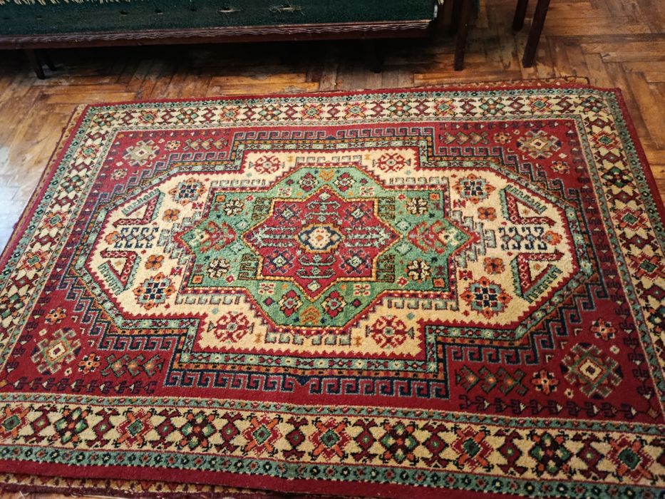 Продам квёр настенный