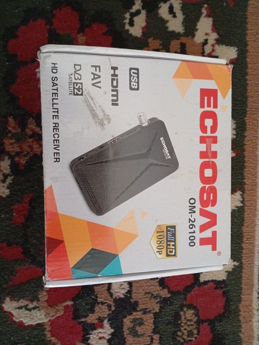 Tuner Satelitarny Echosat OM-26100 FTA Odtwarzacz multimedialny