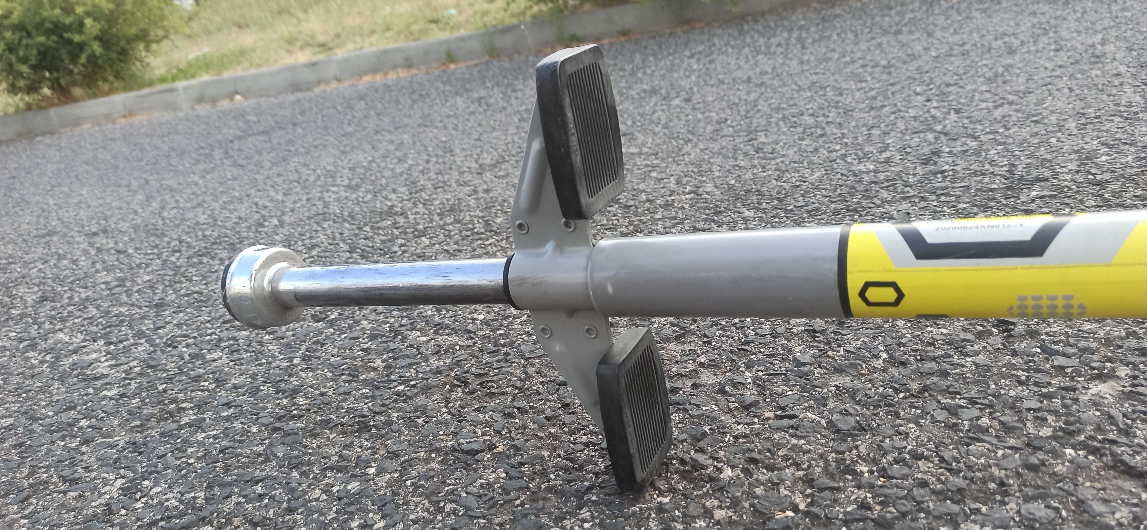 Pogo Stick (pula-pula)