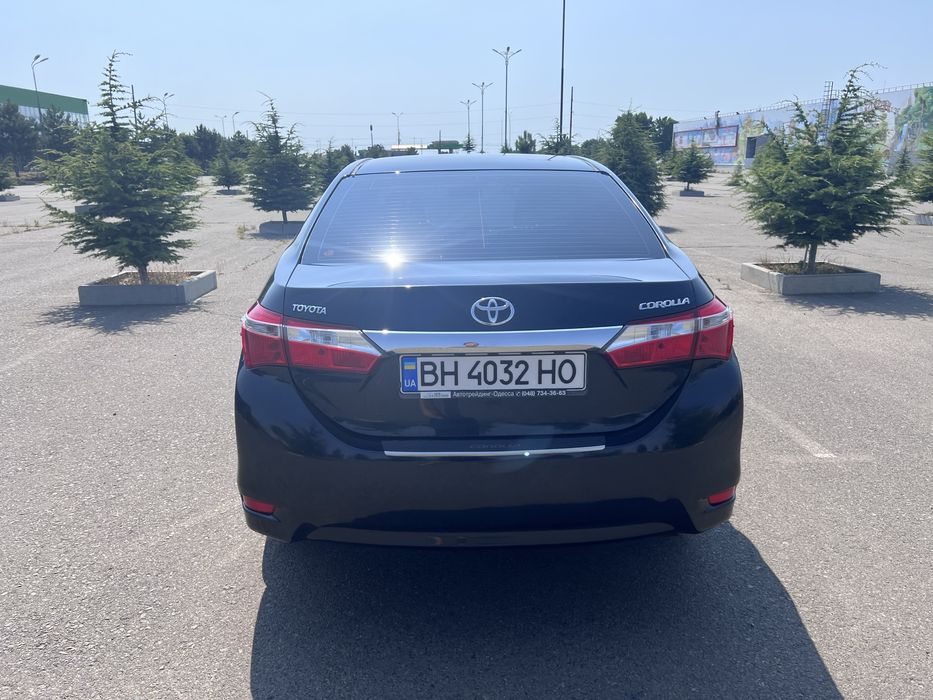 Toyota Corolla 1.33 2013 р. 6-мех.