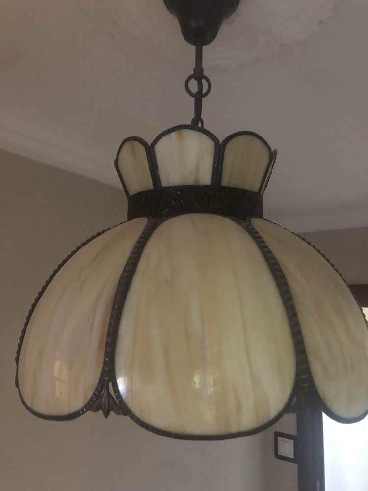 Lampa wiszaca z masy perłowej