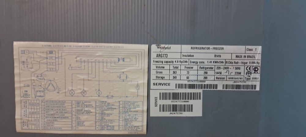 Продам холодильник Whirpool