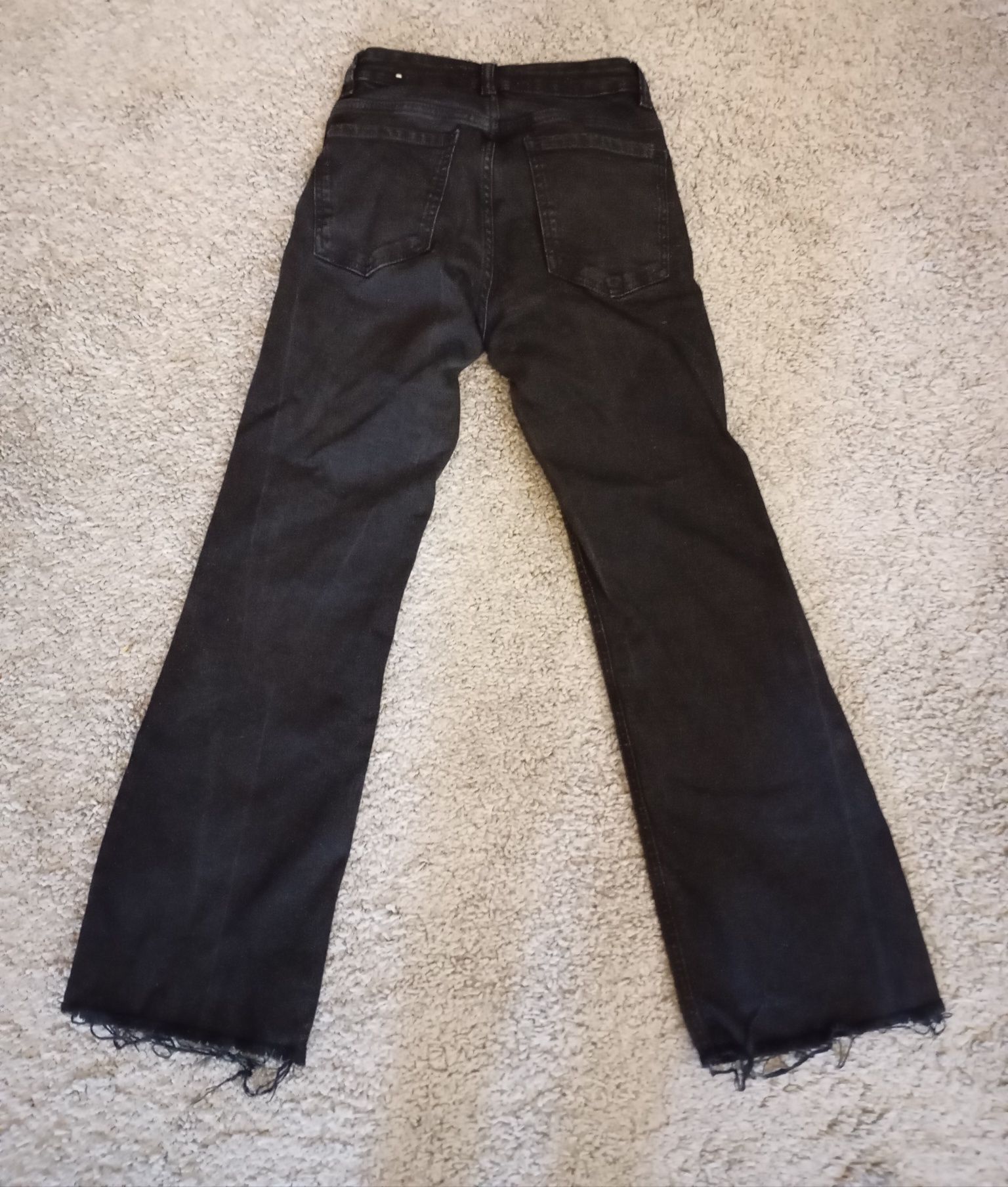 Calças da mango e Pull and bear