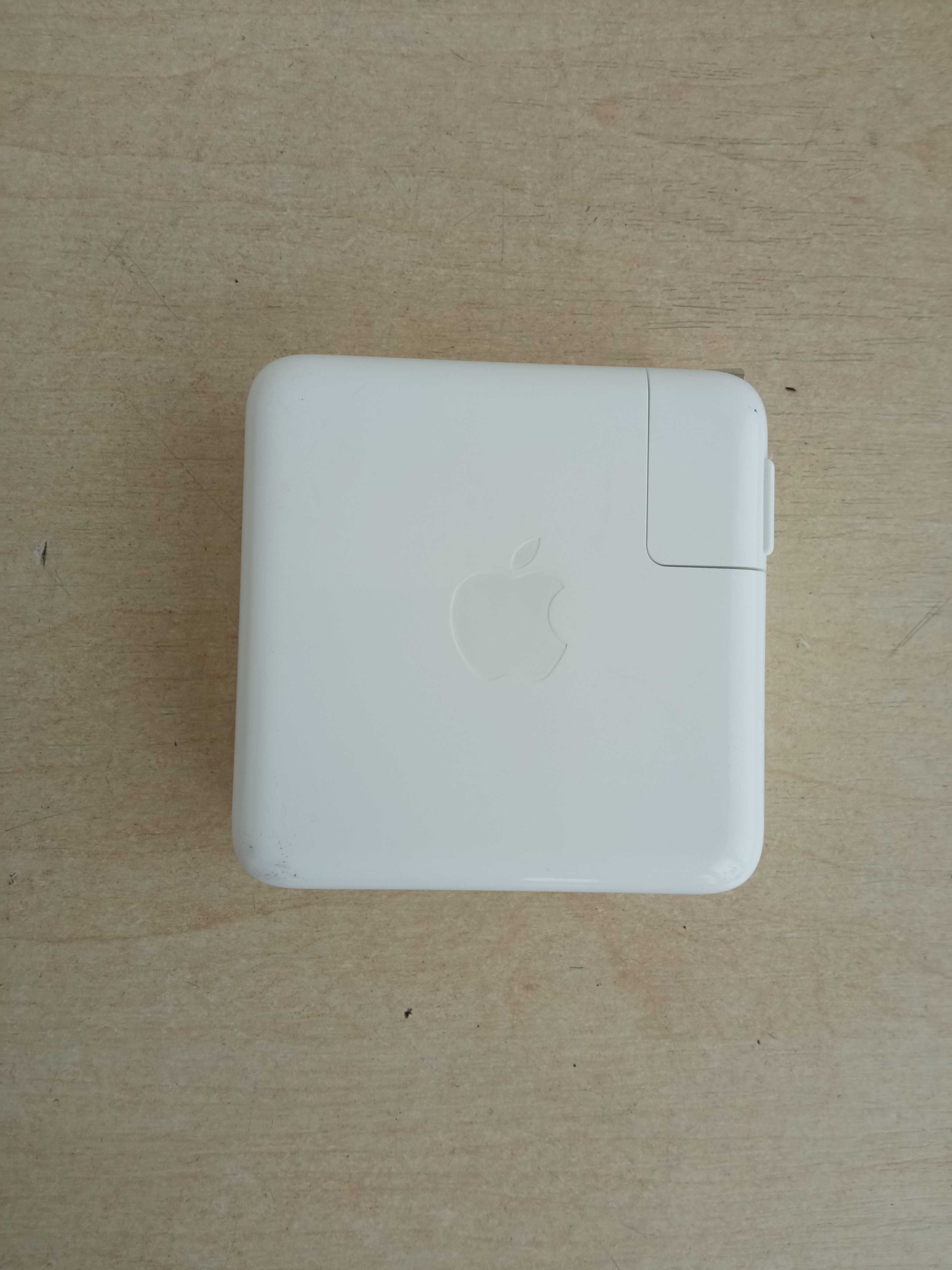 Зарядка для Apple MacBook A1947 61W Type-C