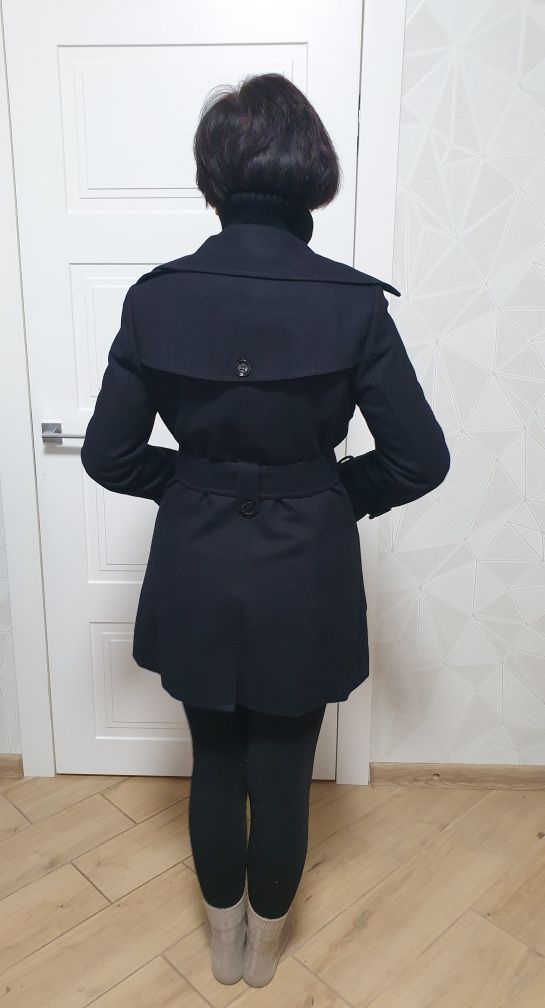 Пальто женское, новое Кальвин Клейн 44-46 размер