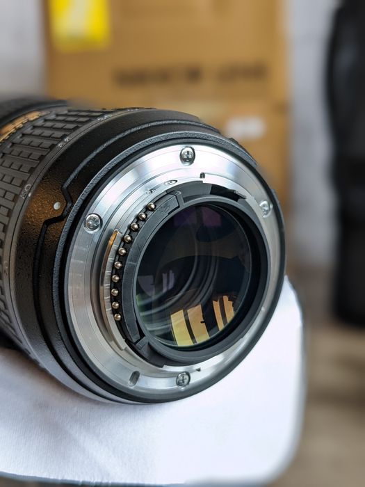 Об'єктив Nikon AF-S 24-70 мм f/2.8G ED для дзеркальних фотокамер Nikon