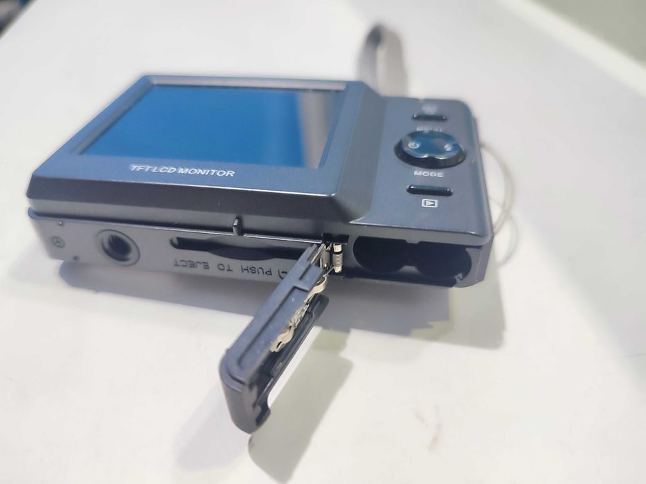 Фотоаппарат Ergo DC 88 с картой памяти