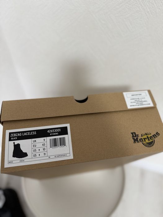 Черевики Dr. Martens ZebZag Laceless