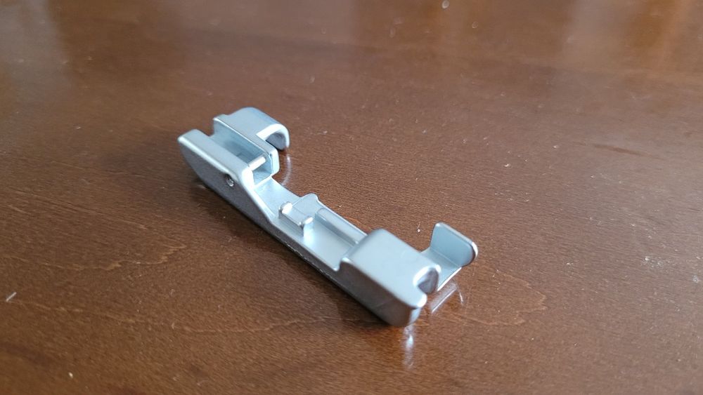 Stopki do maszyny firmy BERNINA 2000