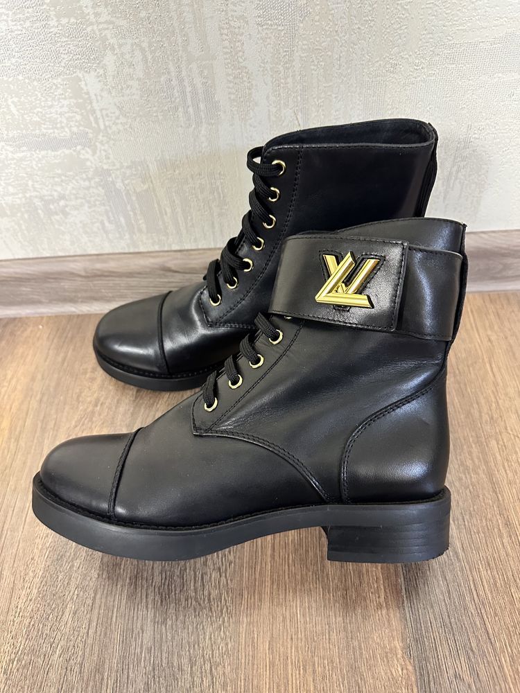 Ботинки Louis Vuitton rangers оригинал