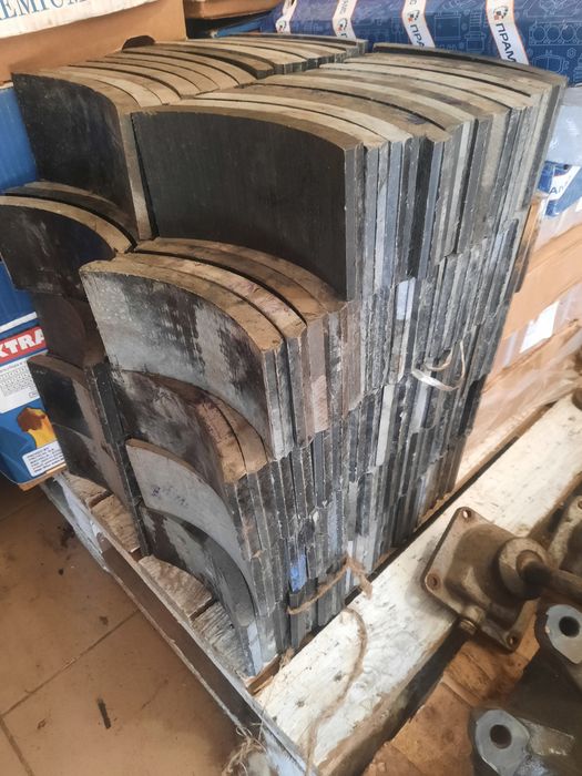 Продам тормозні накладки сверлені зил 131  ідеал