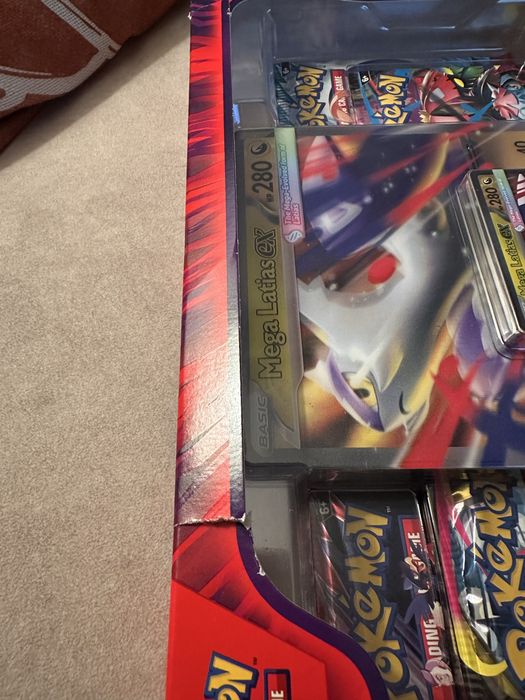 Pokemon TCG Mega Larias EX Box