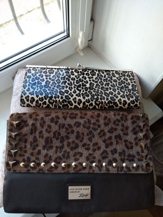 Продам клатчи и сумки,120грн,одна.