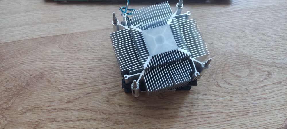 Intel Core i5-8400 CPU + Cooler + Lenovo Motherboard64740552041089122