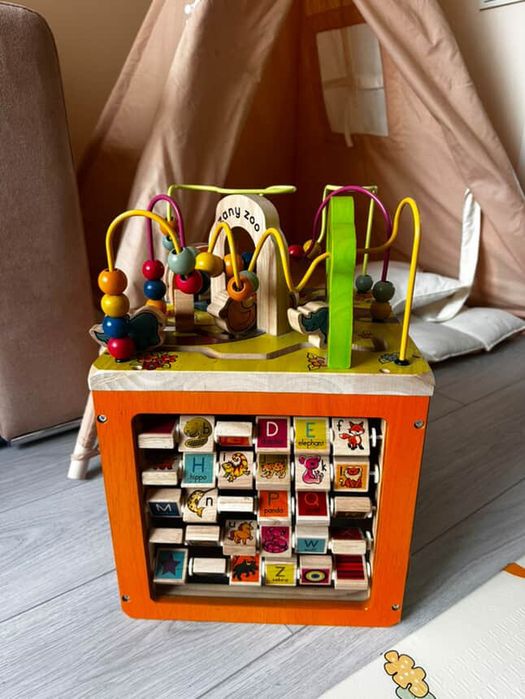 Дитячий бізі куб batat