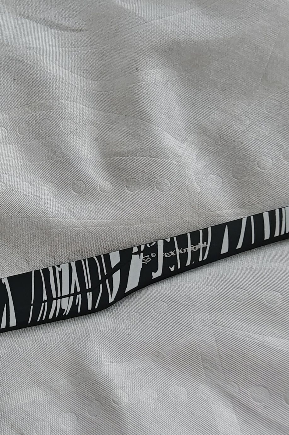 Nowe eleganckie okulary przeciwsłoneczne marki Fox z filtrem uv400