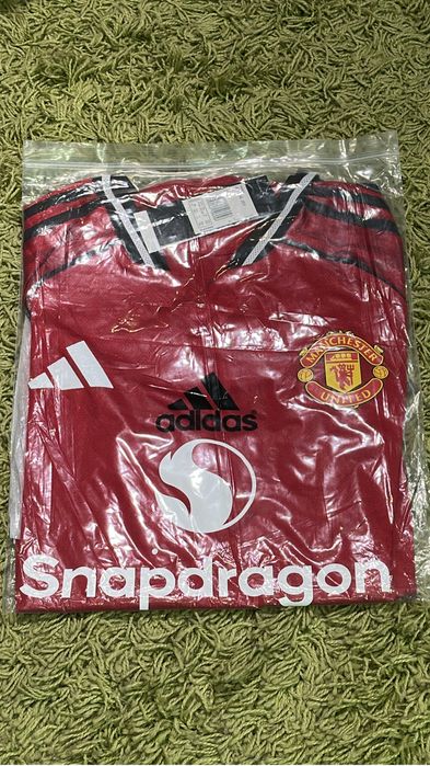 Vendo camisola de futebol de todos os clubes