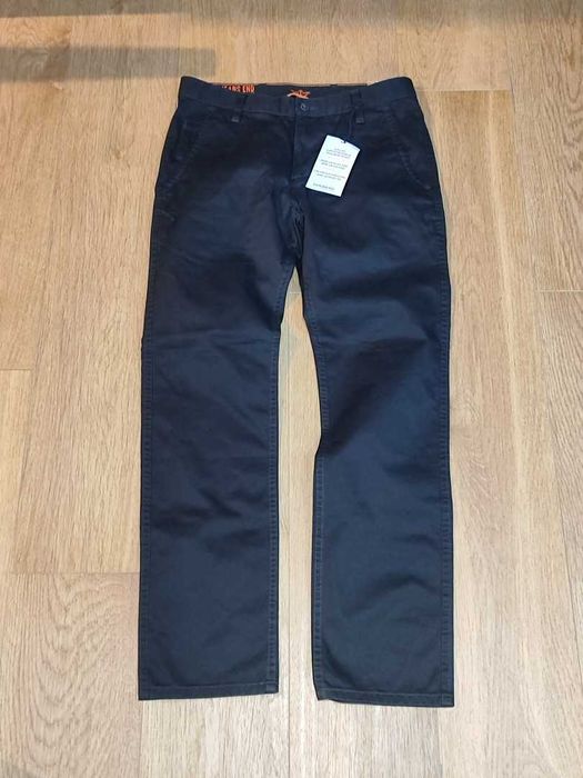 Spodnie Czarne Męskie Dockers Alpha Khaki Slim Tapered 30x30 Nowe