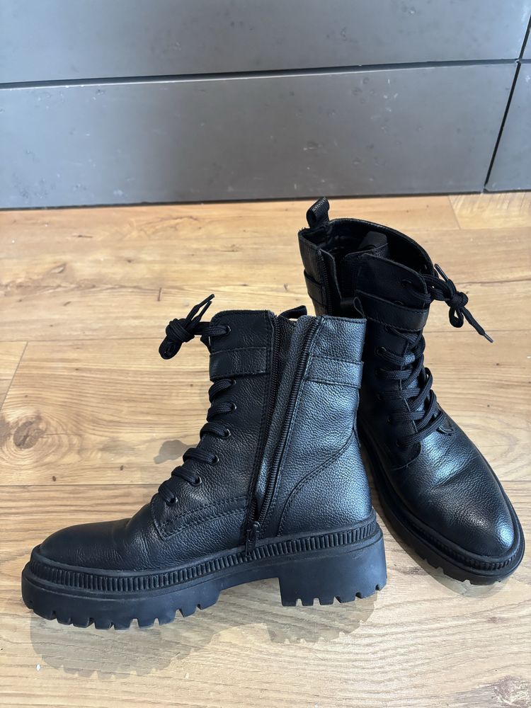 Czarne skórzane botki/workery Lasocki, ocieplane, r. 38