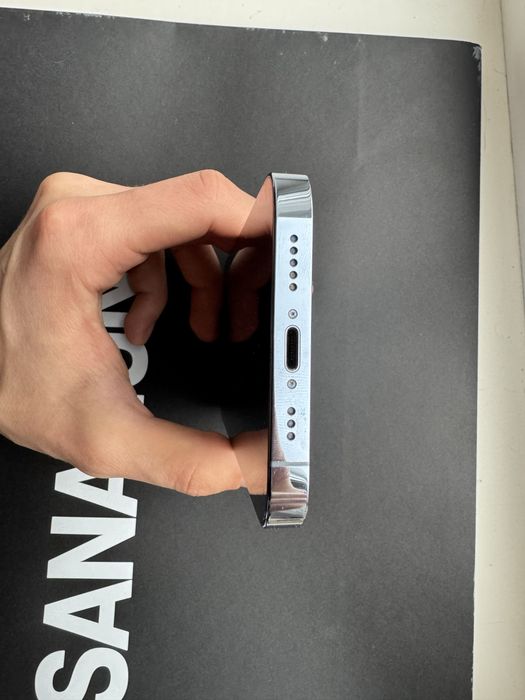 iPhone 13 Pro 1TB • Sierra Blue • Neverlock