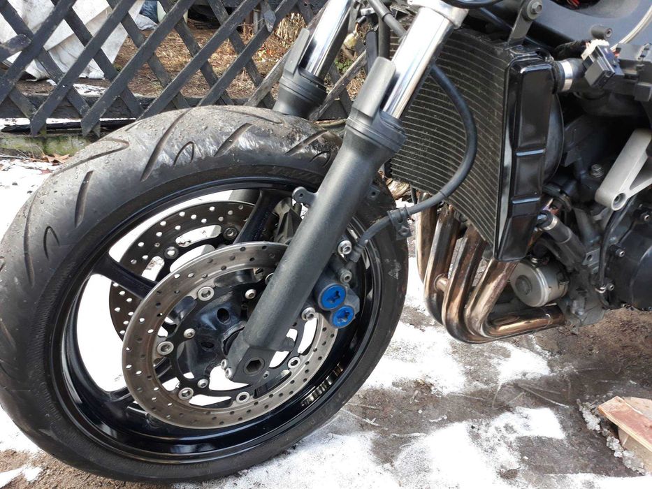 Yamaha YZF-R6 R6 stunt street uszkodzona