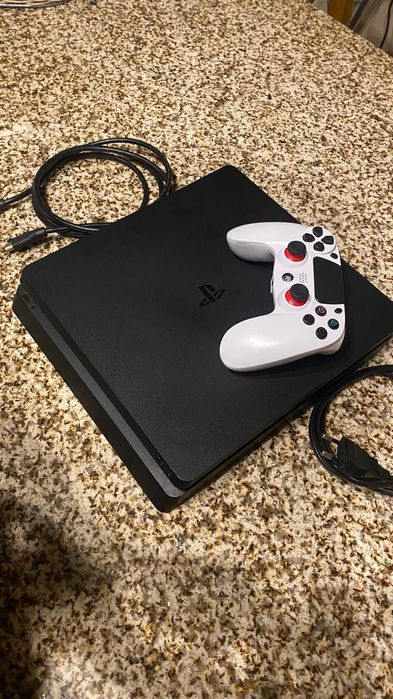 PS4 Slim 500GB com 1 comando