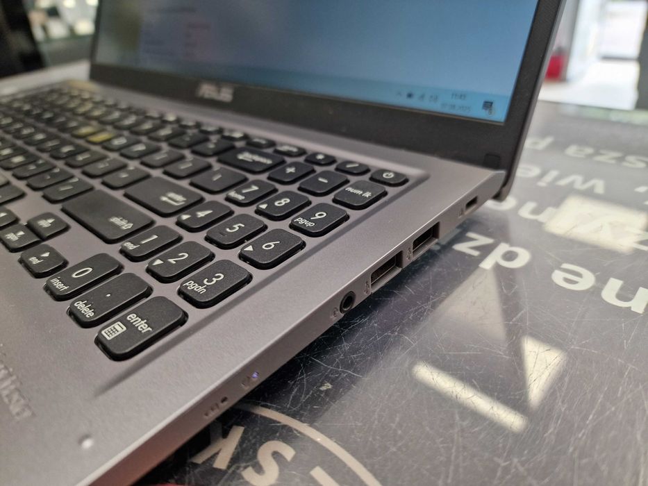 Asus VivoBook X515/ R3 3250U 2.60 GHz/ 16GB/ 256GB/ W10/ 15.6" FHD